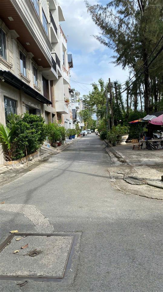 Bán tòa nhà chdv tại đường 40, tân phong, q7, hcm chỉ với giá siêu hời, căn góc 180m2