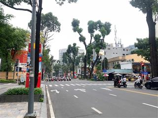 Bán nhà phạm ngọc thạch 311m2 2 tầng  530 tỷ  lô góc 2 mặt phố