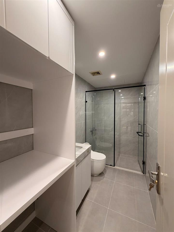 Bán gấp chính chủ 3n 110m2 sẵn slot ô tô toà t5 times city. giá 13 tỷ thương lượng sâu 0868 657 ***