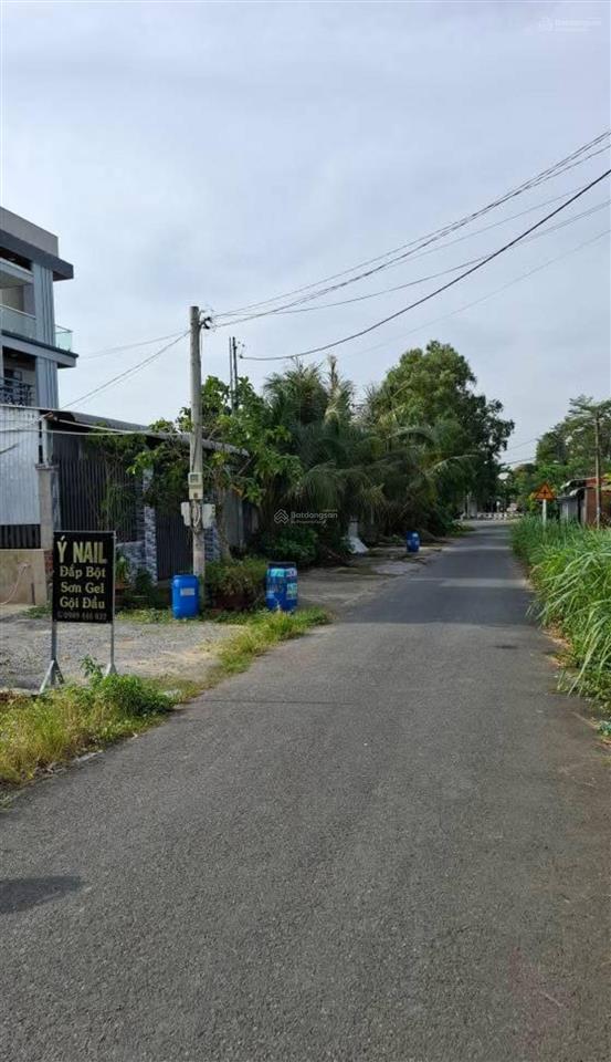 Chính chủ gửi bán  lô đất đẹp full thổ cư  xây nhà ngay