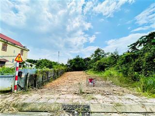 Bán nhanh lô đất đẹp full thổ 143m2, nằm ngay gần kcn phước đông, gò dầu, shr, giá 600tr