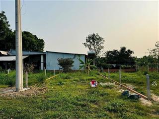 Kẹt tiền bán nhanh đất thổ 101m2 ngay trung tâm trảng bàng, shr, đông dân cư, đường nhựa, giá 450tr