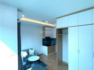 Chdv đh ngoại thương  đh luật! 21pkk, dt 1,3 tỷ/năm, 6t thang máy, 2 thoáng, ô tô gần, pccc + gpxd