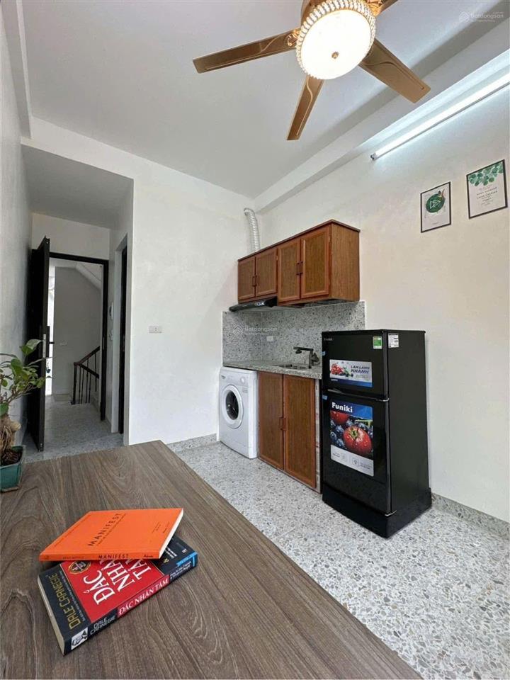 Tòa ccmn tam khương, 18pkk, dt đều đặn 1 tỷ/năm, sát đh y, 7t thang máy, pccc tiêu chuẩn, gpxd