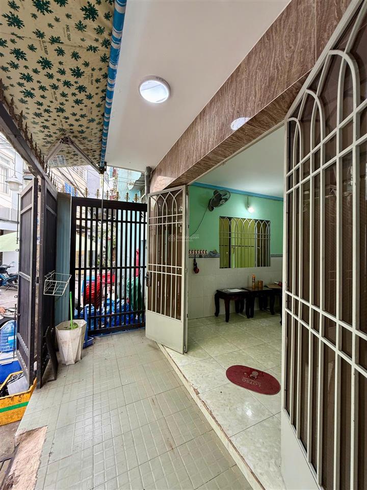 Bán nhà phố đường dương bá trạc cách quận 1 chỉ 5 phút di chuyển, phù hợp để ở hoặc đầu tư cho thuê