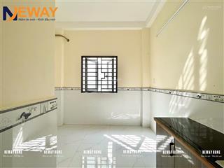 Studio cửa sổ trời thoáng giá rẻ đi bộ qua đại học công thương sẵn máy lạnh, kệ bếp