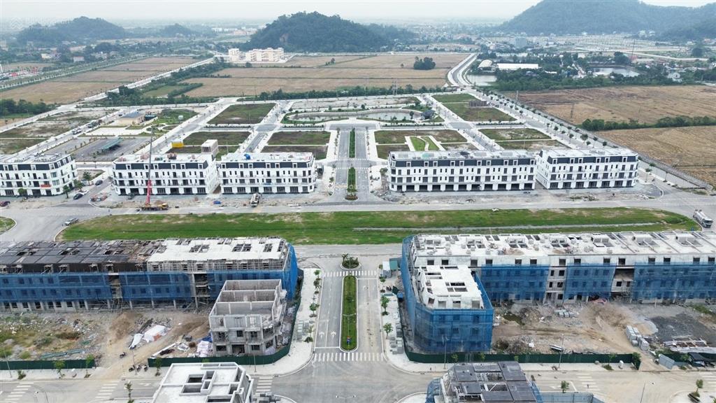 Chính chủ bán chỉ từ 18,x triệu/m2 sở hữu ngay đất nền biệt thự tại tân thanh elite city hà nam