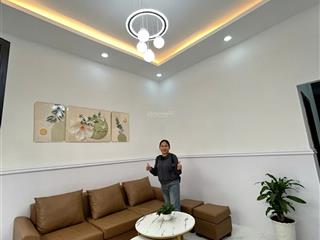 Giáp tân phú lê thúc hoạch , dt 4x12 ,48m2 ,2 tầng, 3pn , mới đẹp ở ngay ,cách aeon mall 5p , 4 tỷx