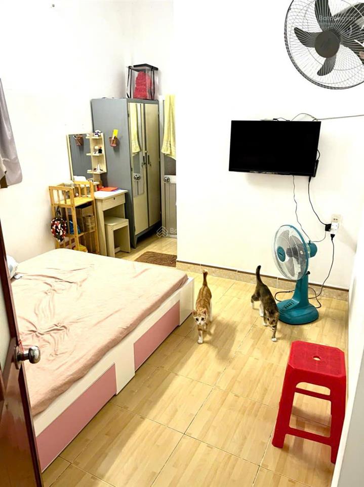 Rẻ lắm rồi phú thọ hòa dt 38m  4 tỷ 1 tl không qhlg nhà còn mới ở ngay