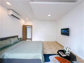 Cho thuê căn hộ 1 phòng ngủ tách bếp, ban công, full nội thất tại quận 10 gần trung tâm