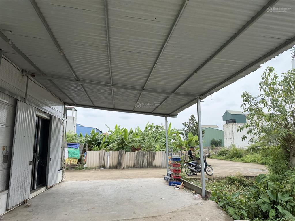 Em cần bán lô đất 62m2 đất đấu giá đồng bụt
vị trí vàng nằm trong vùng lõi các dự án viện nhi sản