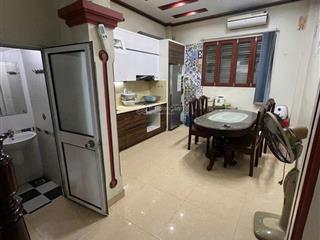 6 tỷ  cầu giấy 10m ra mặt ngõ ô tô nhà dân xây 25m2 x 4 tầng