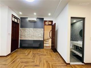 Cực hiếm bán nhà cầu giấy , ngõ thông, gần oto , nhà dân xây, 30m, 5 tầng, giá nhỉnh 7 tỷ