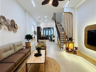 Hàng hiếm, nhỉnh 5 tỷ, cầu giấy, nhà dân xây, gần oto tránh, ngõ thông, 24m x 4 tầng