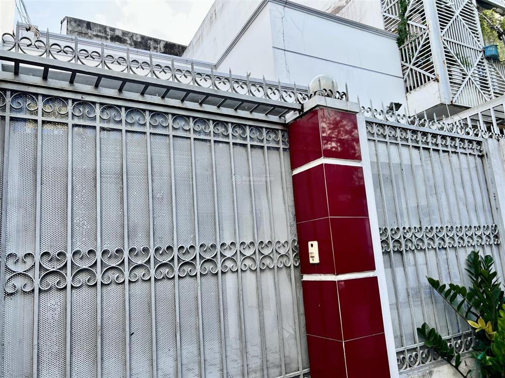 Bán nhà khu kiến thiết  hiệp phú  quận 9  sát đường dân chủ  nhà cấp 4  98m  giá chỉ 6,95t