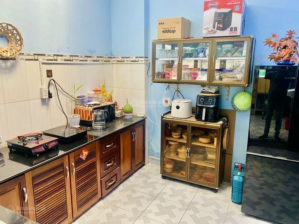 Mặt tiền đuòng số  lê văn viêt, phường hiệp phú, nhà cấp 4, 92m2, giá chỉ 6,65t