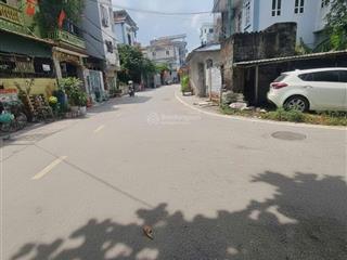 Đất mặt đường di trạch, lô góc, oto đỗ cửa ngày đêm, 97m2 giá 142tr/m kinh doanh, không quy hoạch