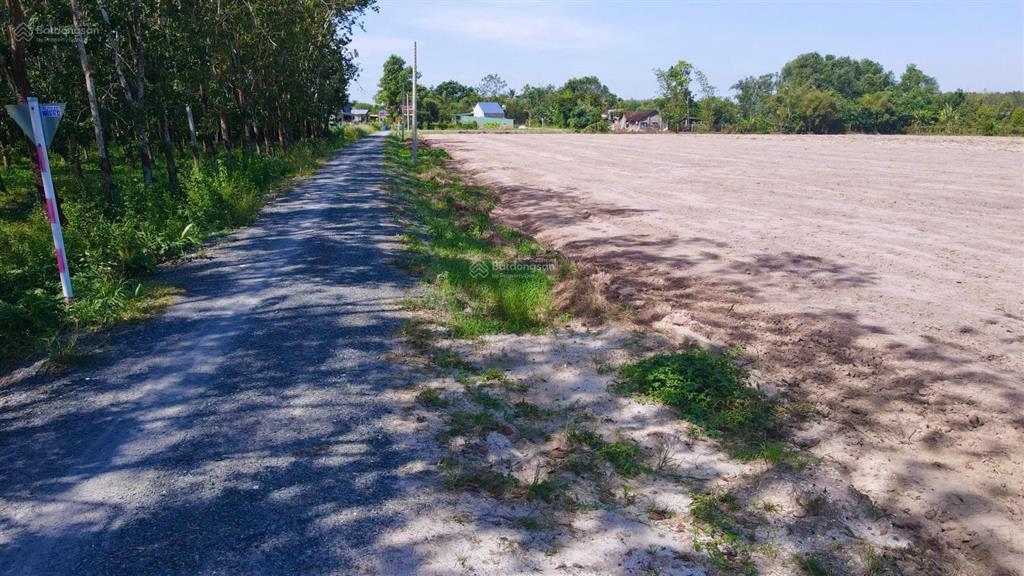 Bán lô đất 63,5m2 full thổ cư giá 395tr gần kcn phước đông, gò dầu, tây ninh