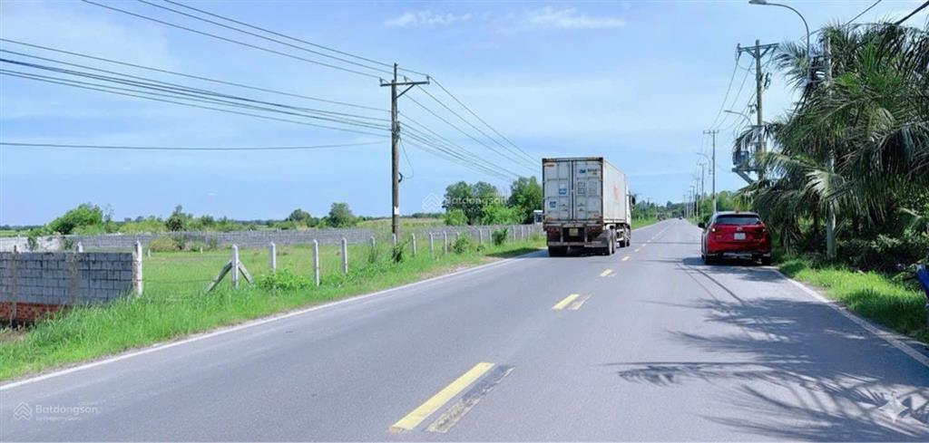 Chính chủ cần bán gấp lô đất mặt tiền tỉnh lộ 7 đường nhựa 30m dt 6x24,shr,thổ nền cao chỉ 1ty93