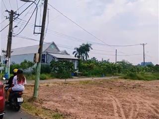 Lô duy nhất còn sót lại, chỉ 1 tỷ 8 lô góc 2 mặt tiền. 146m2 xã phước hiệp, nhựa thông 4 hướng