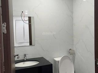 Chủ cần bán gấp căn 2br chỉ 2,8tỷ, full nội thất, nhận nhà vào ở ngay.