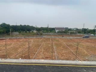 Chính chủ cần bán nhanh lô đất ngay ngã tư lục quân nằm tại khu công nghệ cao, đất đẹp giá rẻ