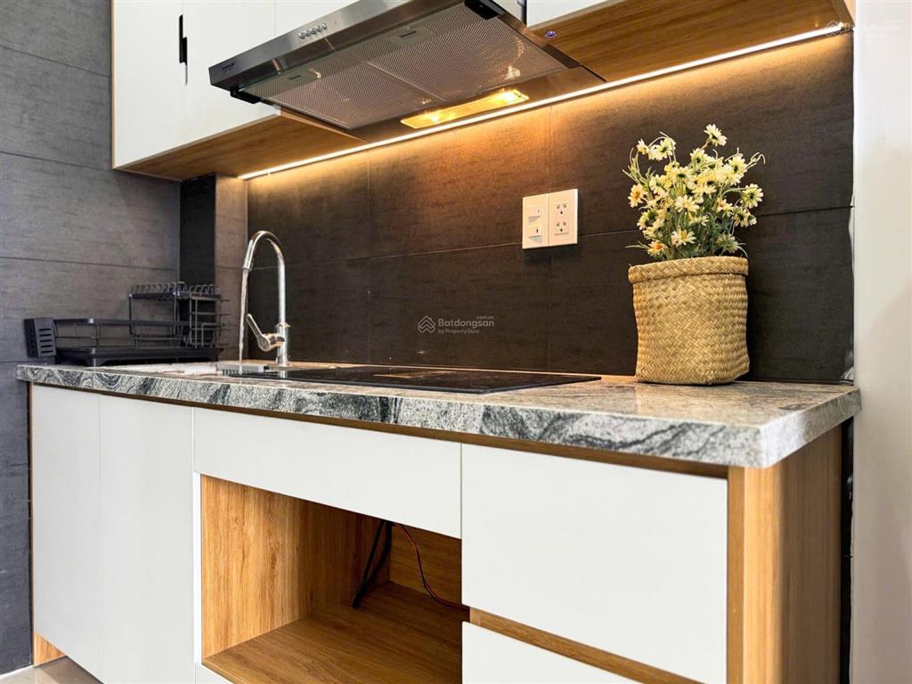 Căn hộ cao cấp ngay trường chinh  full nt như hình có thang máy  chưa qua sử dụng  giảm 200k/3th