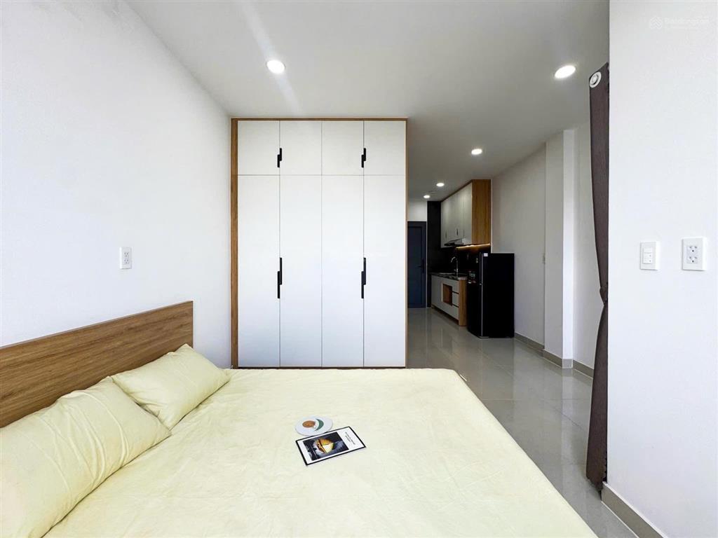 Căn hộ cao cấp ngay trường chinh  full nt như hình có thang máy  chưa qua sử dụng  giảm 200k/3th