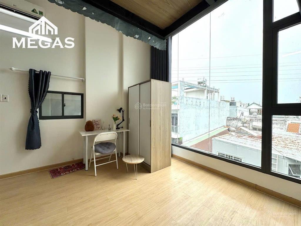 Khai trương chdv ngay trục đường tô ký, ban công cửa sổ thoáng mát