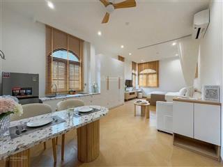 Cho thuê căn hộ studio  cửa sổ  40m2 tại trung tâm với giá cực hời