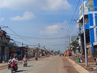 Nền đất phường  vị trí ở là tiện, giữ là tăng