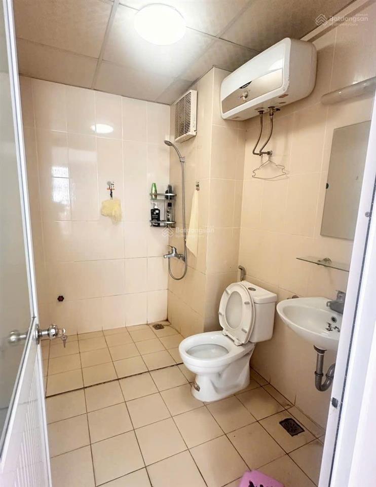 Bán chung cư ngoại giao đoàn  nhà đẹp ở ngay  ban công view hồ tây  75m 8,25 tỷ