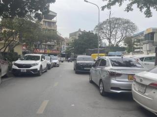 Bán đất cầu giấy  vị trí trung tâm  cách ô tô 10m  40m