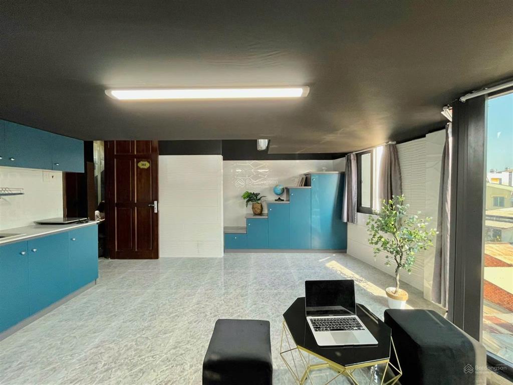 Bán nhà chdv 10phòng tháng máy ( 4x18.5) công nhận 75m2 ~ 130tr/m2 đất gần cầu kinh thanh đa