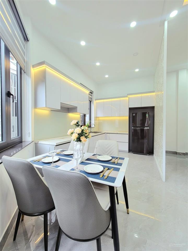 Bán nhà hẻm xe hơi ( 5x17 ) ~ 130tr/m2 đất nguyễn cửu vân gần cầu thị nghè 4pn4wc bình thạnh