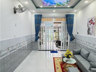 Nhà mới về ở ngay  53m2  2 tầng đúc kiên cố  3pn  chỉ 5,3 tỷ.