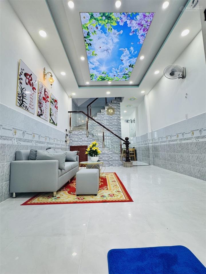 Nhà mới về ở ngay  53m2  2 tầng đúc kiên cố  3pn  chỉ 5,3 tỷ.