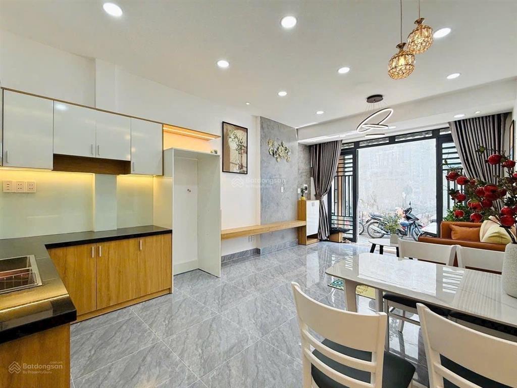 Siêu phẩm gò vấp ngay chợ hạnh thông tây  2 tầng 3pn  nhà mới đẹp full nội thất  50m2