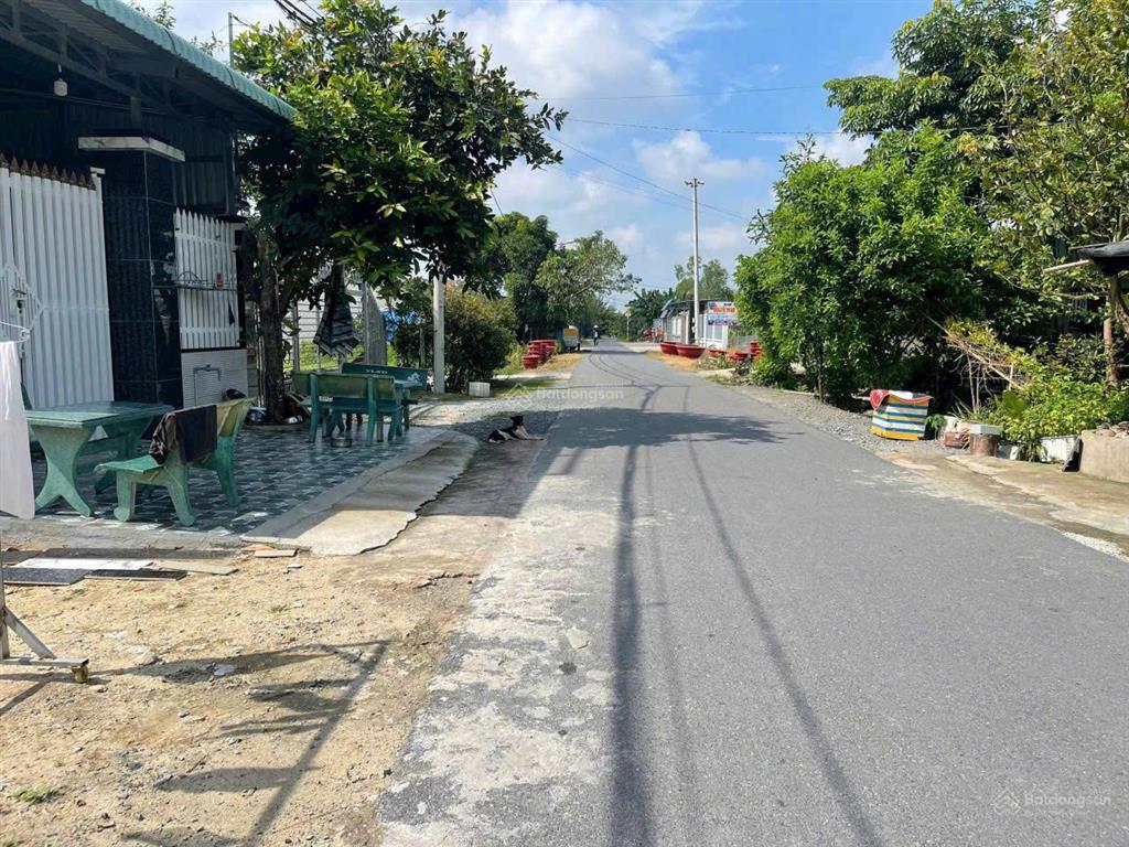 Anh năm có 123m2 đất thổ cư ở phước vĩnh an giá 1 tỷ 4 cách tỉnh lộ 2 500m