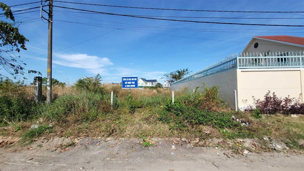 Chủ cần bán gấp lô đất mặt tiền đường nhữ tiến hiến, 200m2 full thổ cư  giá 1 tỷ 7