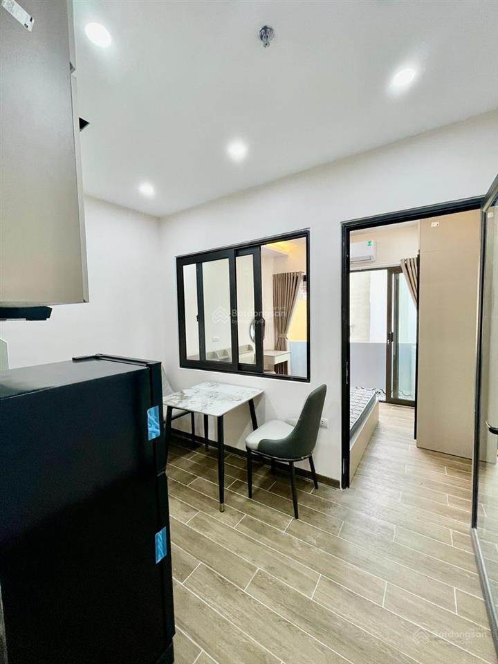 Lô góc 7 ngủ, hai bà trưng, vài bước ô tô, kinh doanh kín phòng, full nội thất, 42m2*5 tẩng