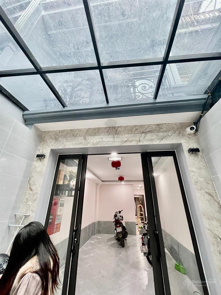 Lô góc 7 ngủ, hai bà trưng, vài bước ô tô, kinh doanh kín phòng, full nội thất, 42m2*5 tẩng