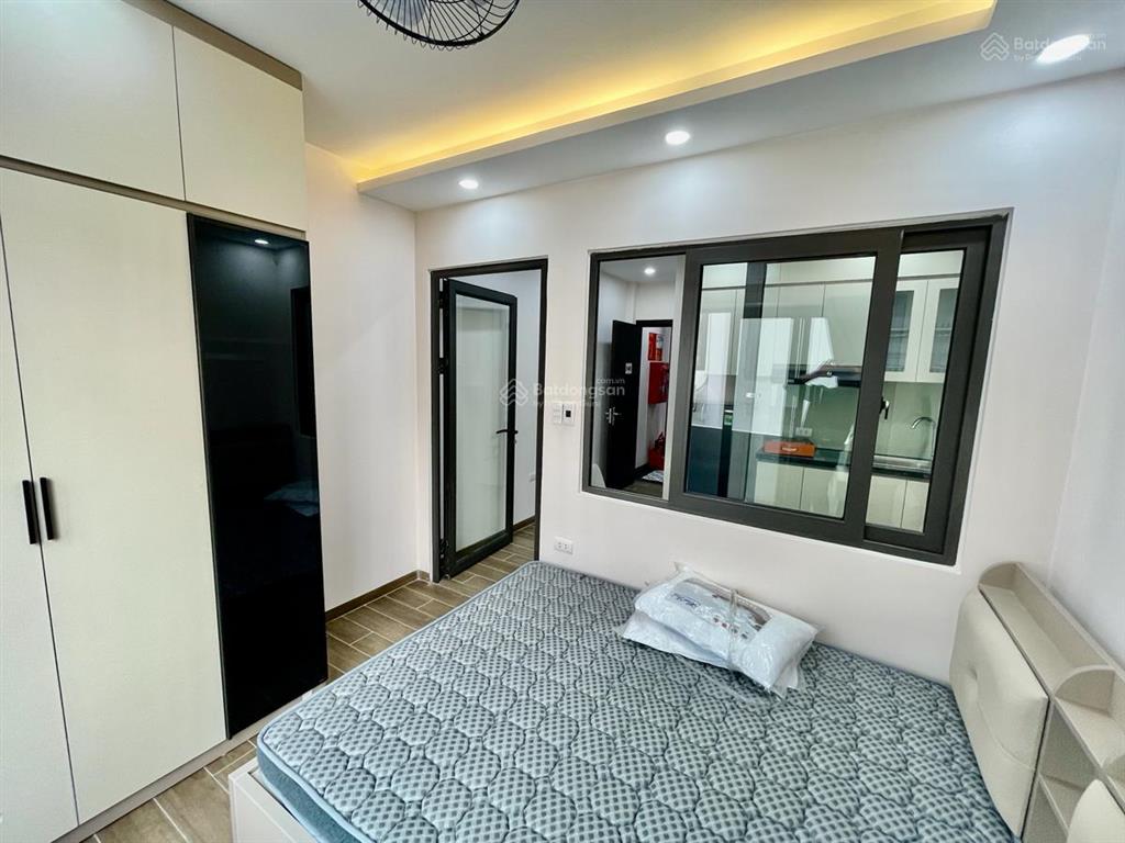 Lô góc 7 ngủ, hai bà trưng, vài bước ô tô, kinh doanh kín phòng, full nội thất, 42m2*5 tẩng