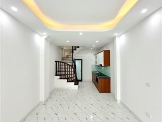 Ô tô đỗ cổng! hoàng mai, ngõ thông 2 thoáng, thiết kế hợp lý, tặng nội thất, sđcc, 44,4m2 * 5t