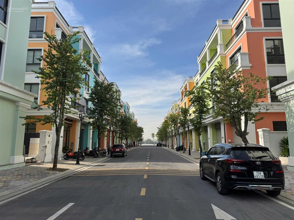 Nhà phố liền kề giá hơn 5 tỷ, nằm gần công viên,trường học,gần cao tốc dương kinh  hải phòng