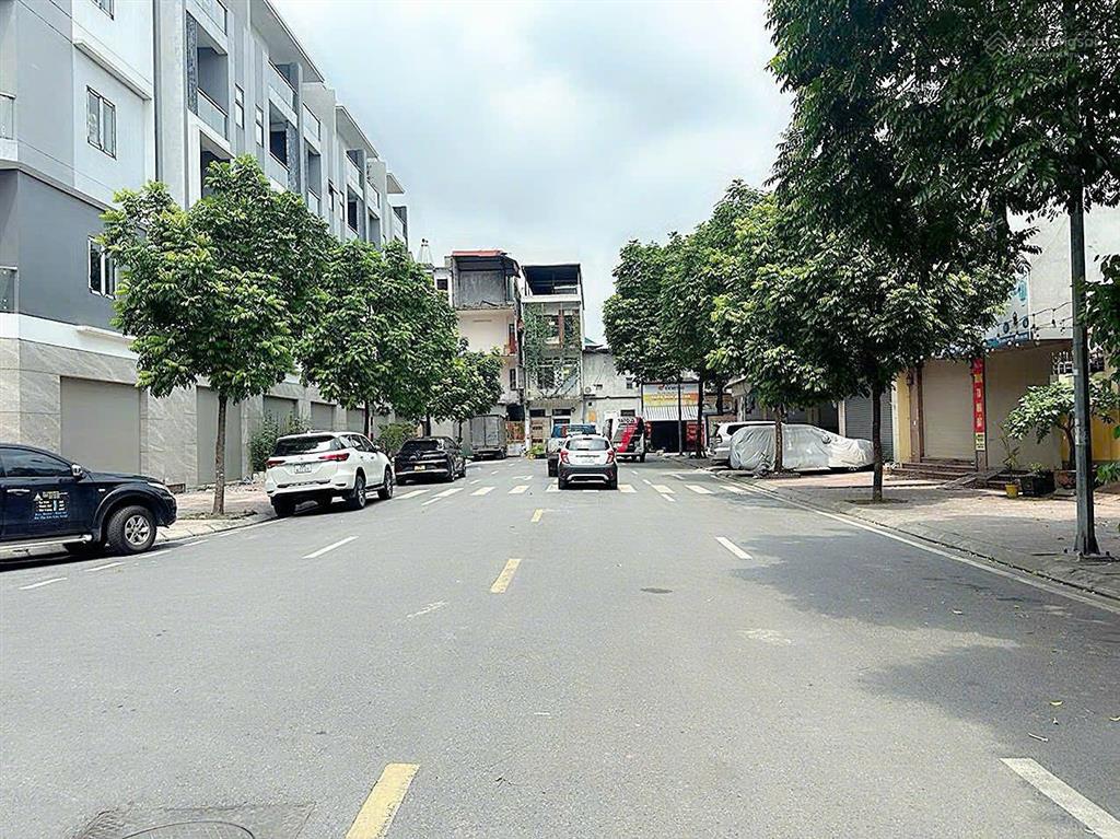 Chính chủ bán nhà thượng thanh, ô tô thông, giá tốt, đầu tư tốt. dt 90m2, mt 5m