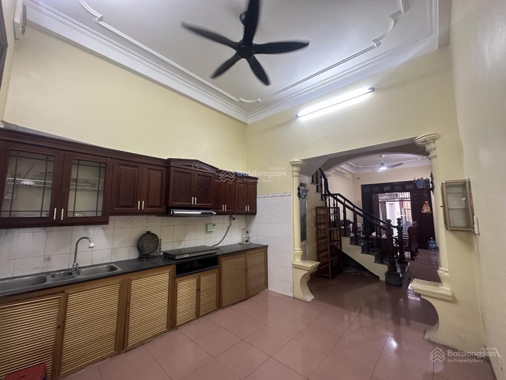 Ô cách việt hưngngô gia tự nhà đẹp dân xây , 4 tầng  phân lô cao cấp quân đội