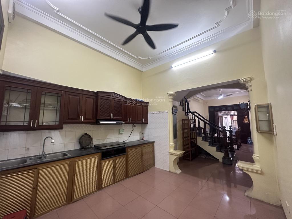 Ô cách việt hưngngô gia tự nhà đẹp dân xây , 4 tầng  phân lô cao cấp quân đội