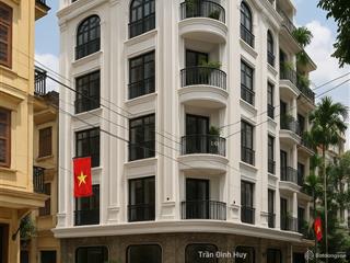 Bán đất phố hoàng quốc việt. dt 80m2, lô góc, mt 6.5m. giá 35 tỷ