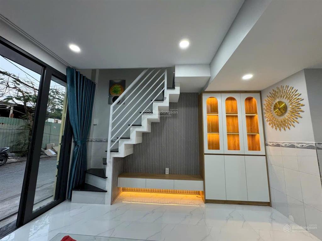 Bán nhà vị trí đẹp, nhà đẹp, giá sốc nhà mặt tiền hẻm rộng 8m, tiện ở hoặc kinh doanh đa ngàn